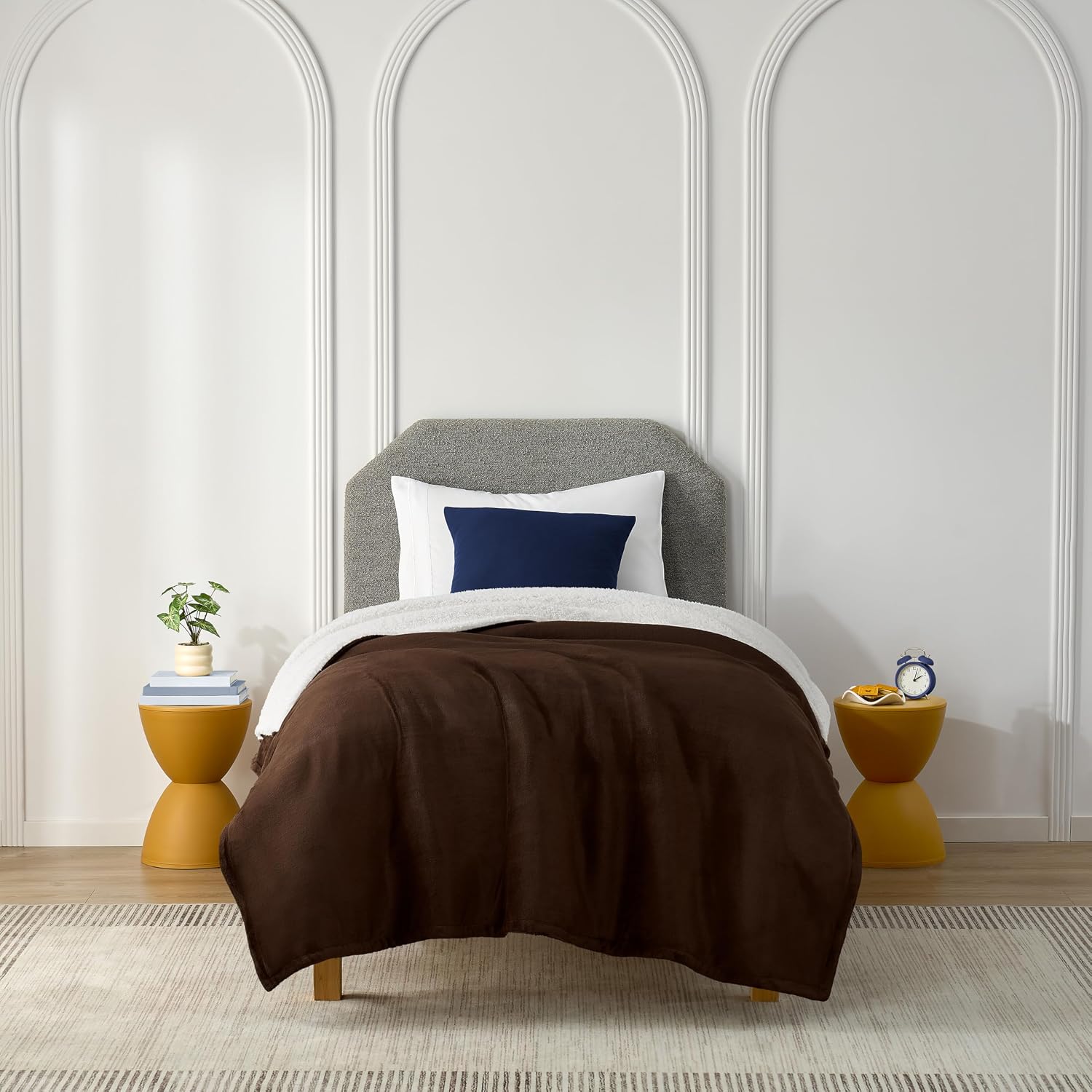 Brown Reversible Sherpa Twin Size Throw Blanket