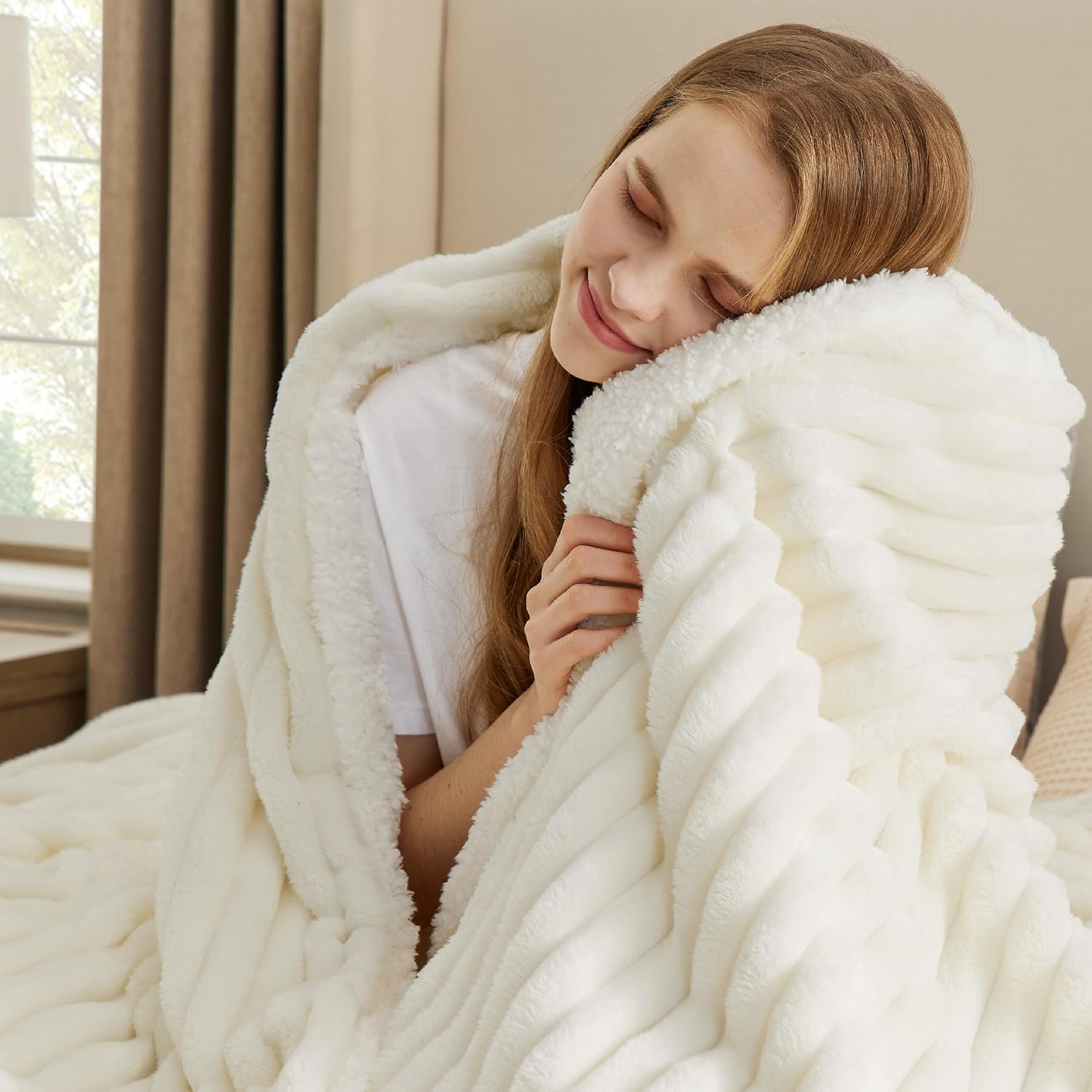 White GentleSoft Thick Sherpa Throw Blanket